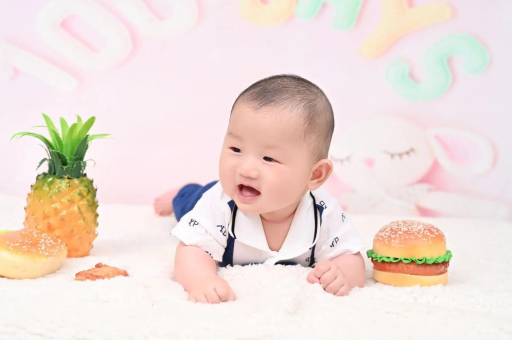 林芝宝宝的快乐时光